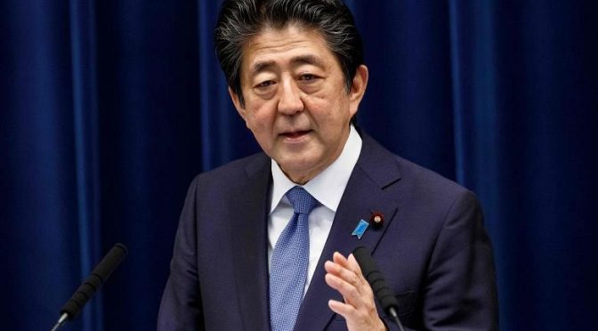 Patung Korea Selatan yang menunjukkan PM Jepang Abe membungkuk kepada ‘wanita penghibur’ memicu kemarahan Tokyo